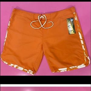 Carve Designs Board Shorts Surfer NWT